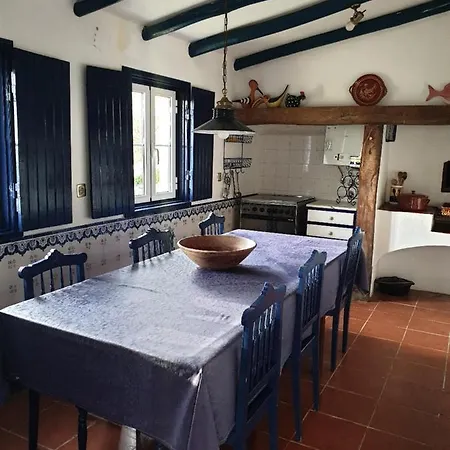 Sondela Self Catering * ساو مارتينهو دو بورتو