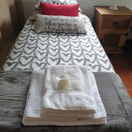 Sondela Self Catering Dağ evi São Martinho do Porto