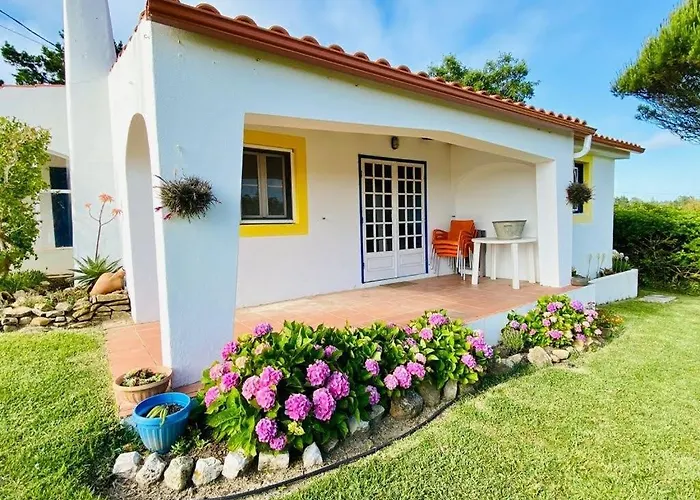 Sondela Self Catering Chalet São Martinho do Porto